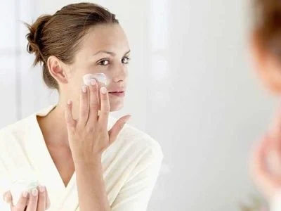 پوست بهترین کرم روز و شب برای پوست چرب